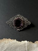 Broche en filigrane d'argent et imitation d'amethyste en verre, Fin XIXeme siecle