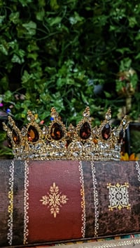 Image 2 of 👑The Armored Kingdom Eternal Dark Amber Crown (Gold)