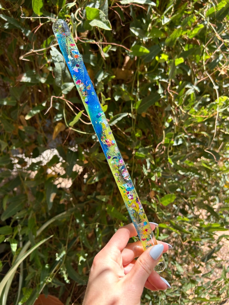Image of Blue and Yellow Spiral Jumbo Wand