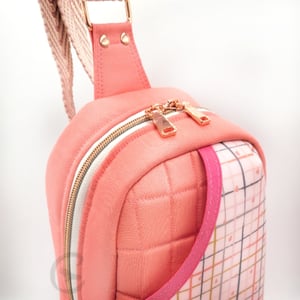 Image of Pretty Pink Sling Bag