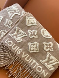 Image 6 of LV30 Scarf