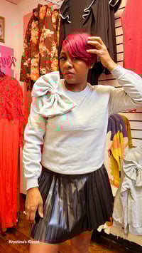 Image 4 of Bowtie (Grey)Sweater 