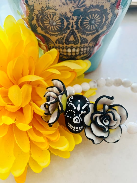 Image of Day of Dead painted skull with agate