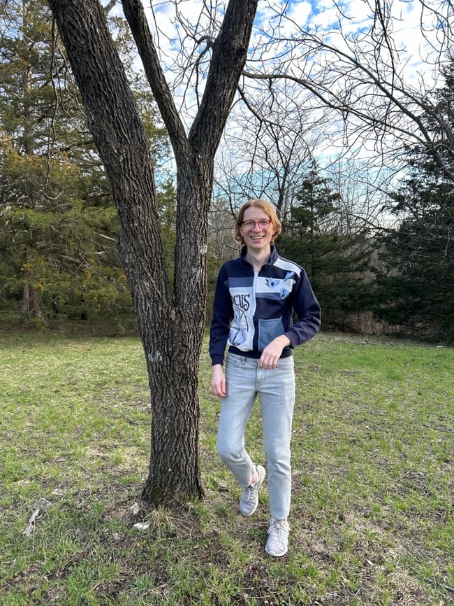 Crocus Quarter Zip Navy Blue Sweatshirt, size S