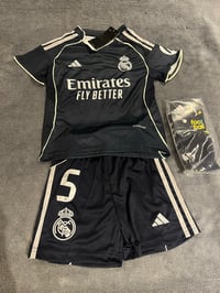 Image 1 of Real Madrid navy Bellingham no.5