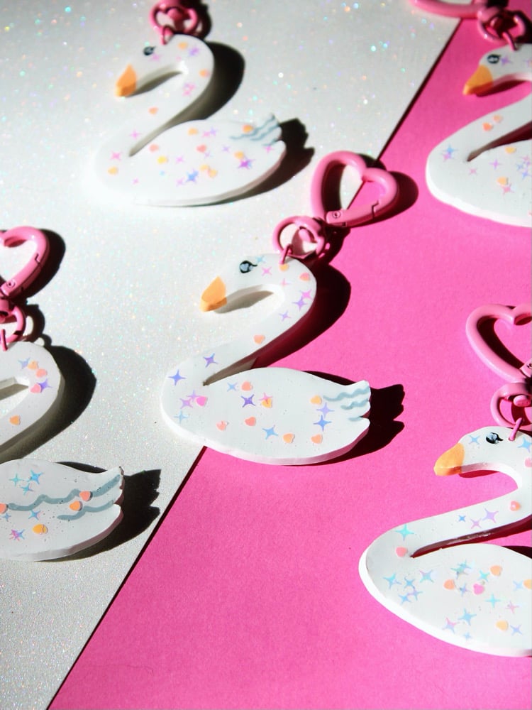 Image of Swan Keychain Mirror