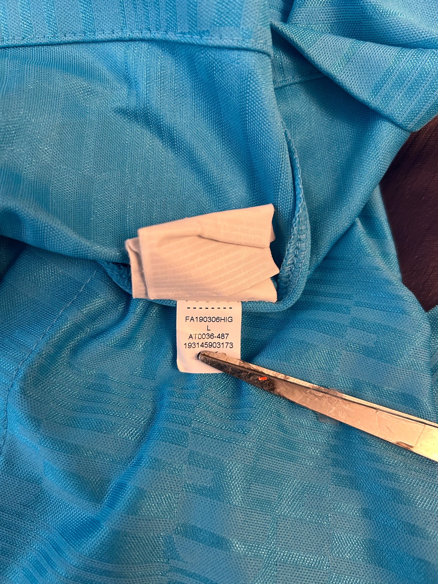 Image of Tottenham Hotspur “KANE 10” 2019/20 Third Shirt + UCL patches (L)