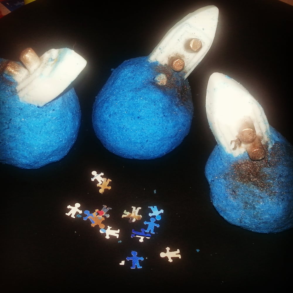 Image of Our signature Titanic bath bombs