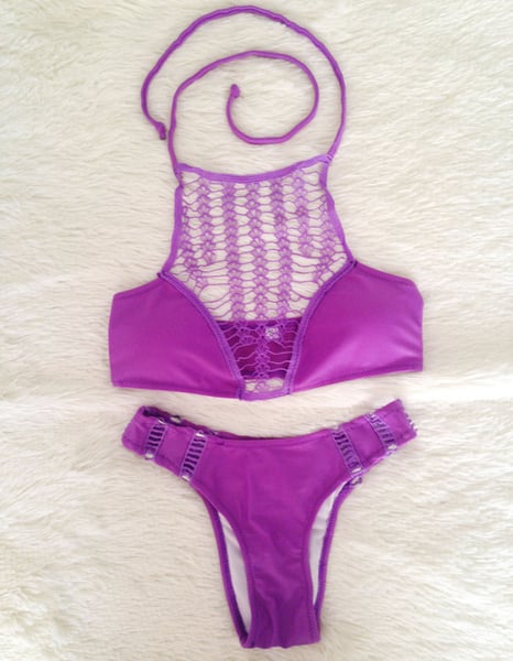 Image of SYNS CROCHET SHELL BIKINI 2.