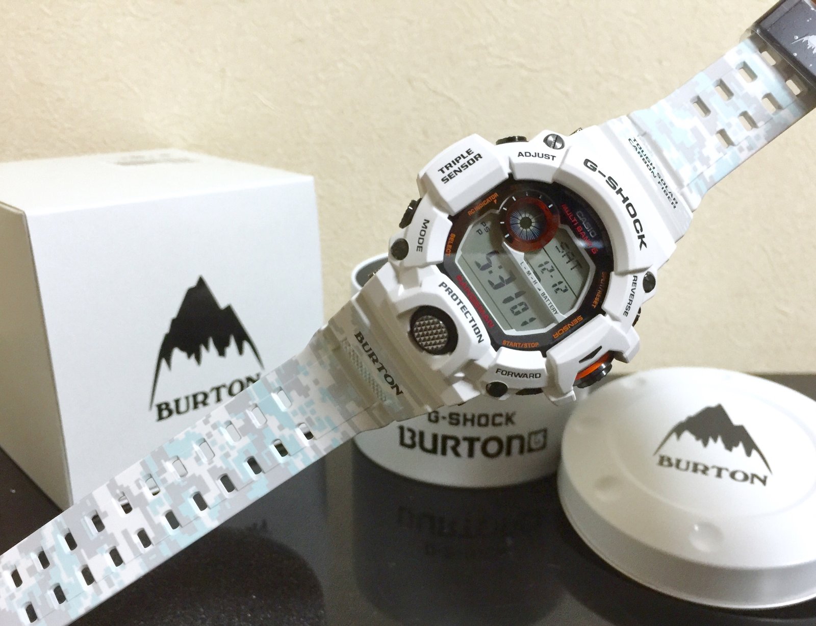 G-SHOCK バートン コラボモデル GW-9400BTJ-8JR-