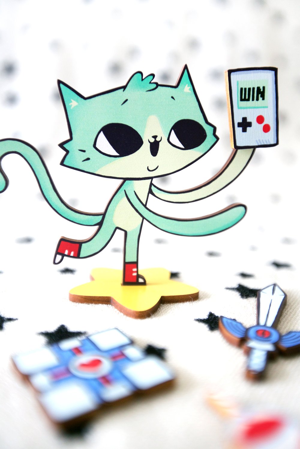 Too-dee the Gamer Kitty Magnetic Toy