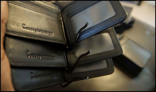 The Active Sport ➐ ™ - RFID Block Security Wallet