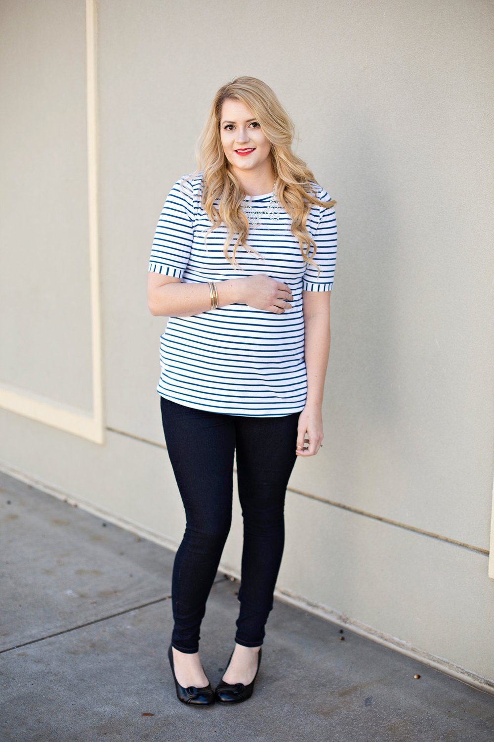 Image of the BLAIR essential maternity tee