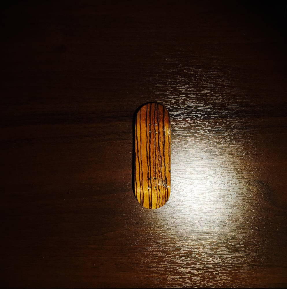 Image of kromfingerboards "zebra wood"