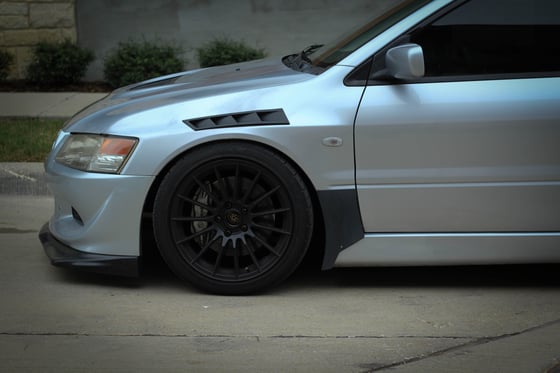 Image of Evo 7/8/9 Side Fender Vent