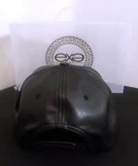 Image 3 of EXPRESSION 06 EVOLUTION ® - Luxury Headwear - Black with Gold Chain