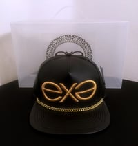 Image 1 of EXPRESSION 06 EVOLUTION ® - Luxury Headwear - Black with Gold Chain
