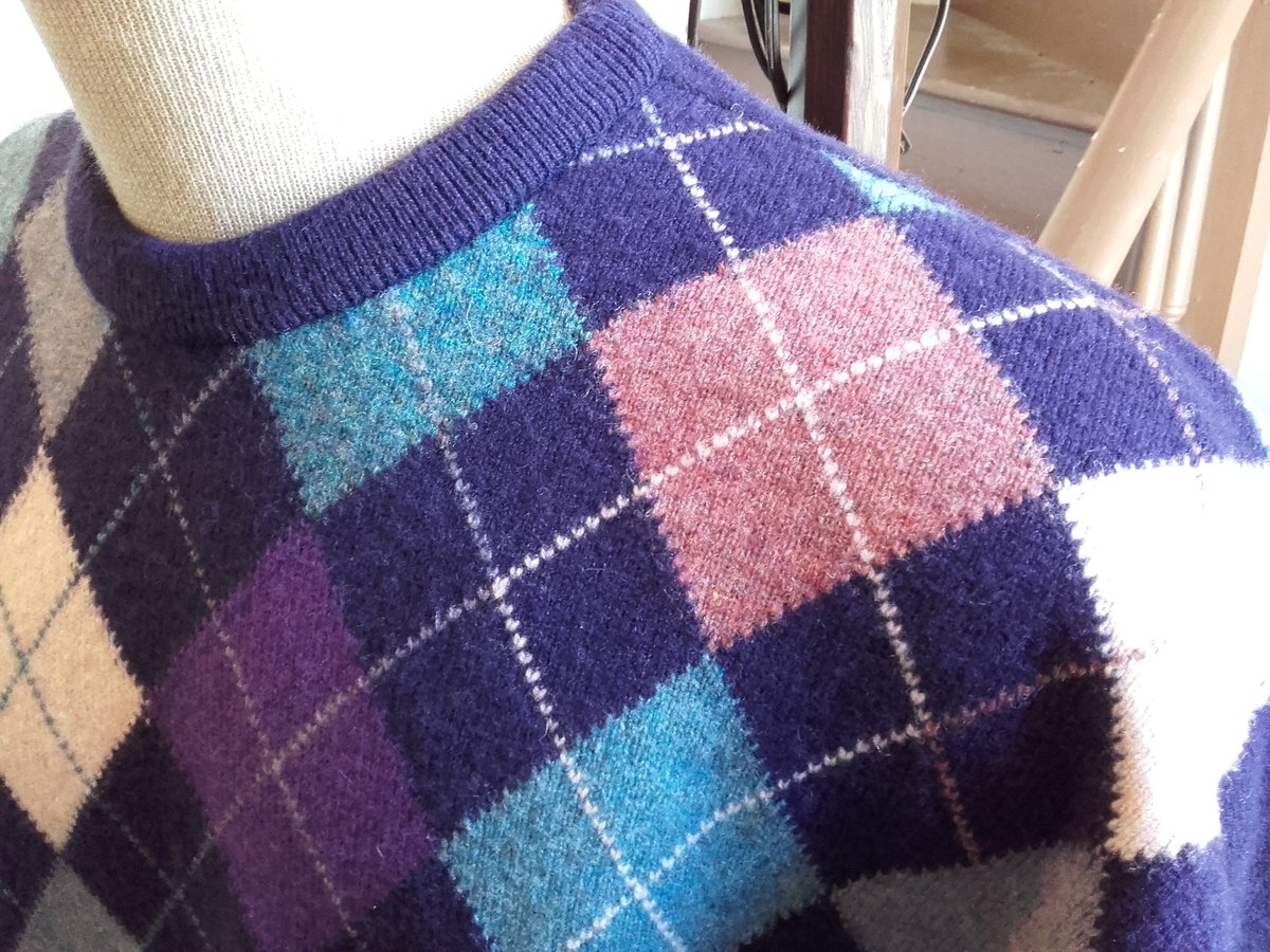 Kerry Classics Argyle Pattern Jumper Made In Ireland Size Large kerry-classics-argyle-pattern-jumper-made-in-ireland-size-large