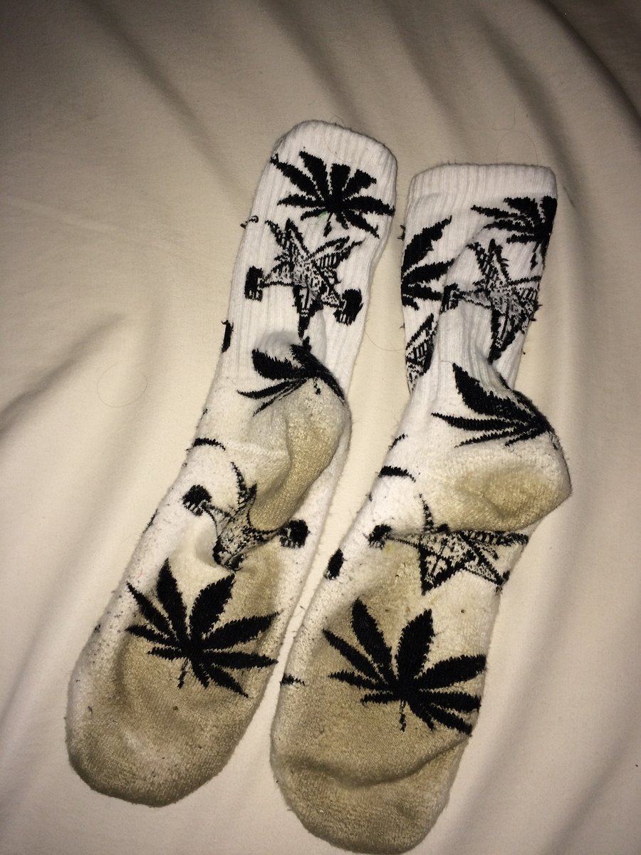 SMELLY Worn HUF Weed Leaf Socks NikeSockGod s Sock Shop