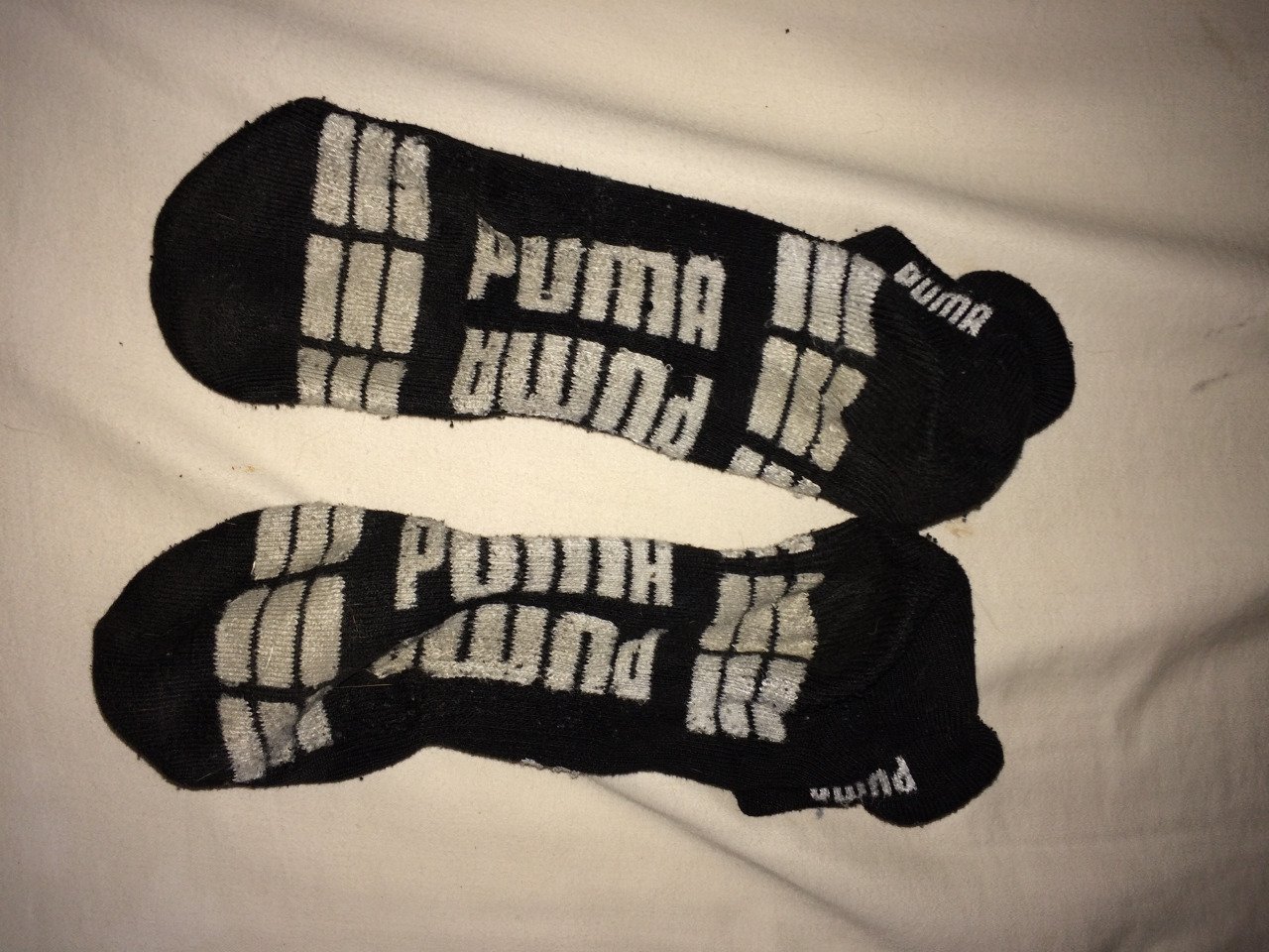 Black puma best sale ankle socks