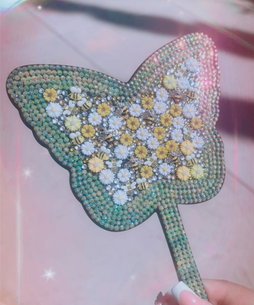 Image of Pretty Daisy & Bumblebee Mirror 💛✨🌼✨🐝