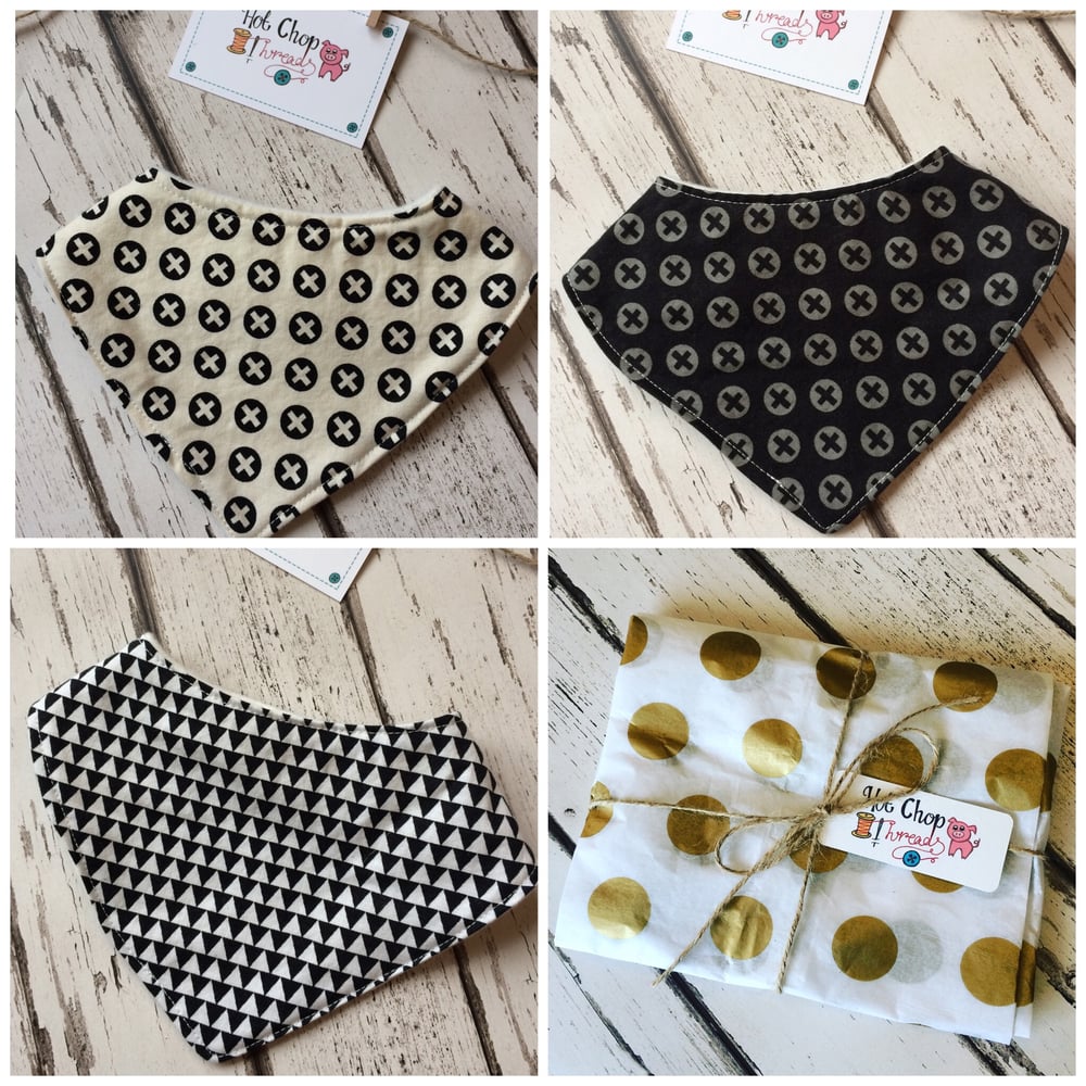 Image of Single bib: Monochrome love