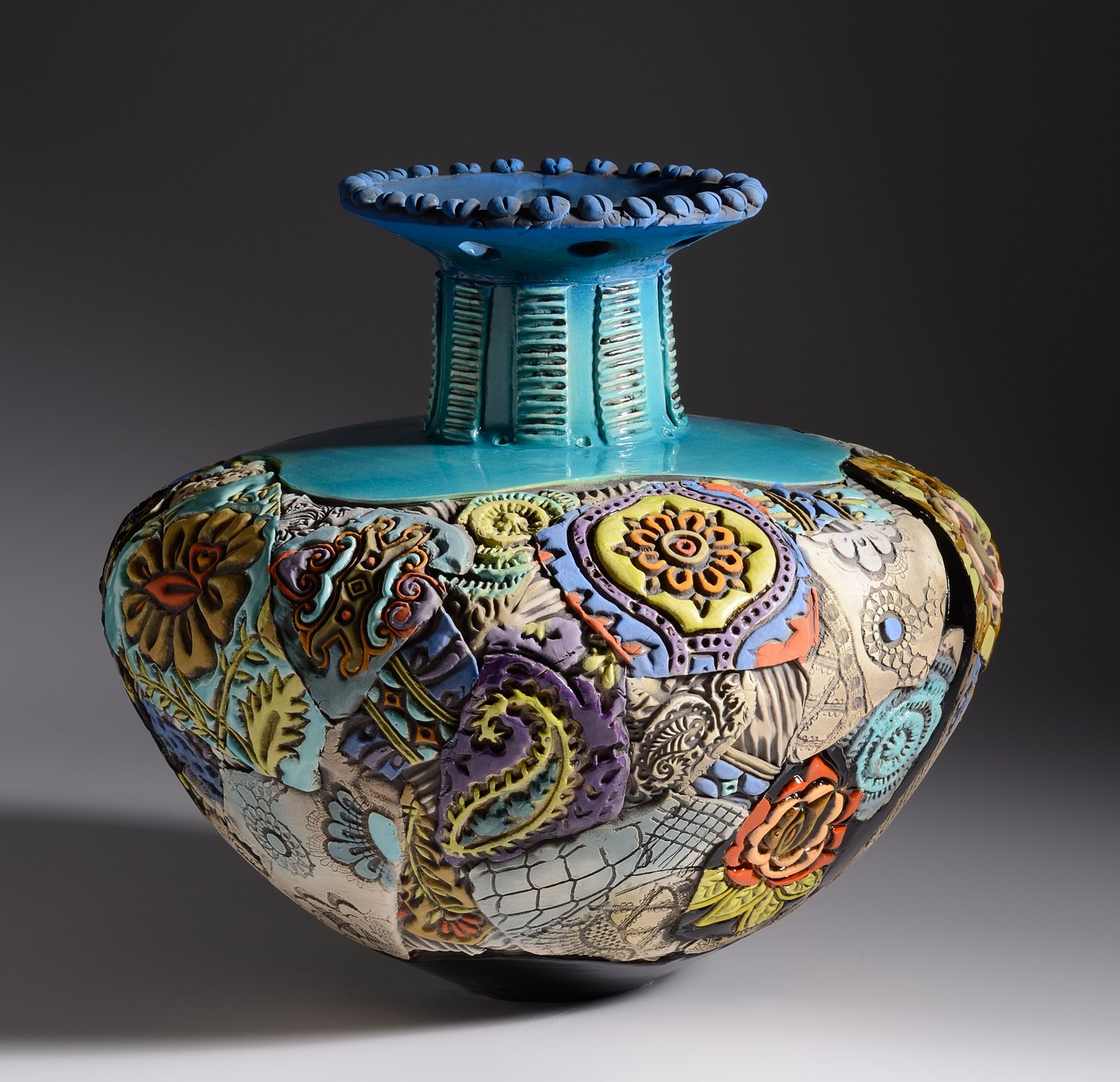 Extra Large Fluted Vessel / Gail Markiewicz