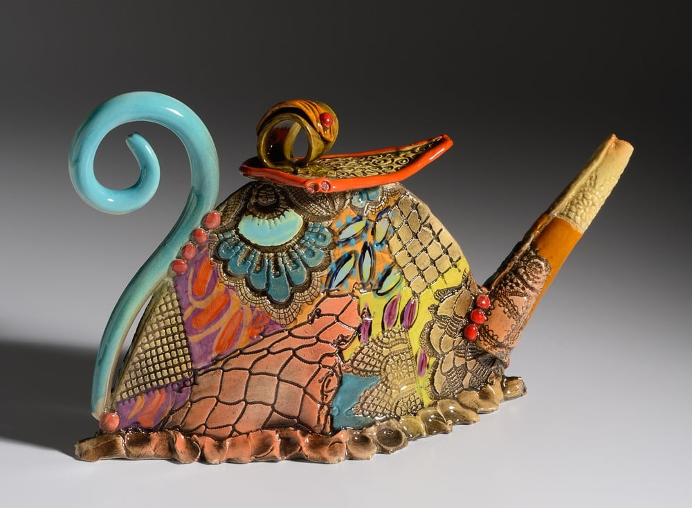 アート・デザイン・音楽 Fine Chinese Ceramics, Jadeite Jewellery Wide Ceramic Teapot / Gail Markiewicz