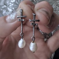 Image 1 of Petit Croix with Pearls