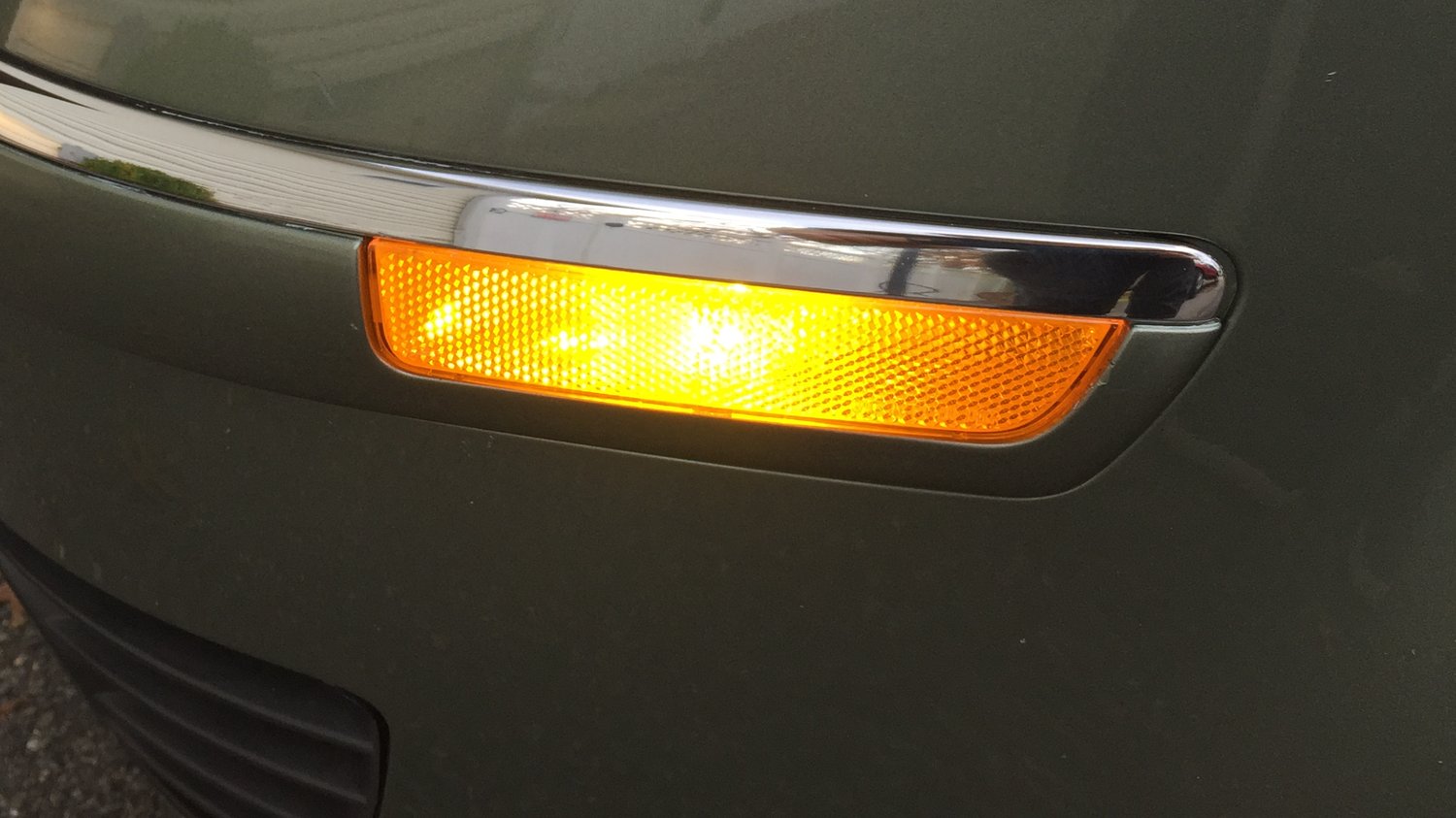 Image of Red, White and Amber Side Markers for the All Volkswagen Models