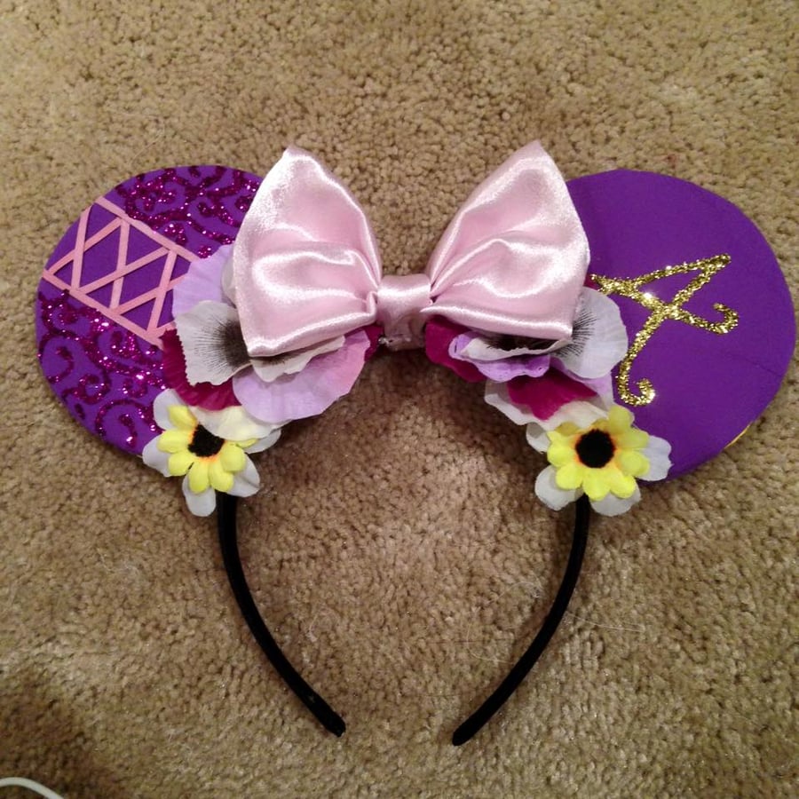 Image of Sample of Custom Ears