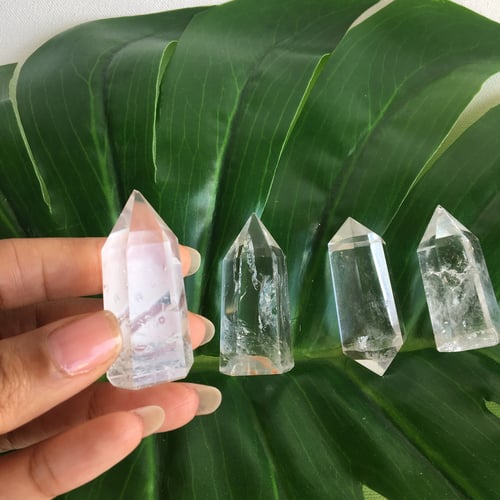 Image of QUARTZ Points :: Polished