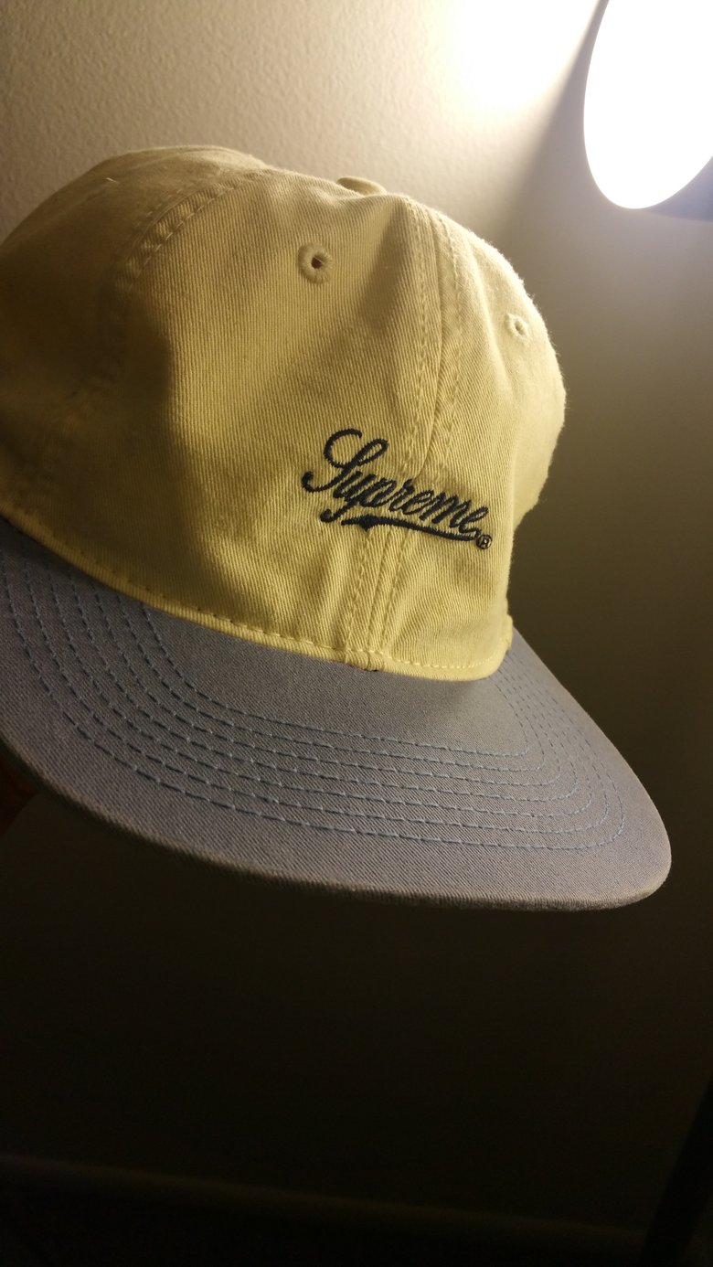 Image of Supreme hat size small