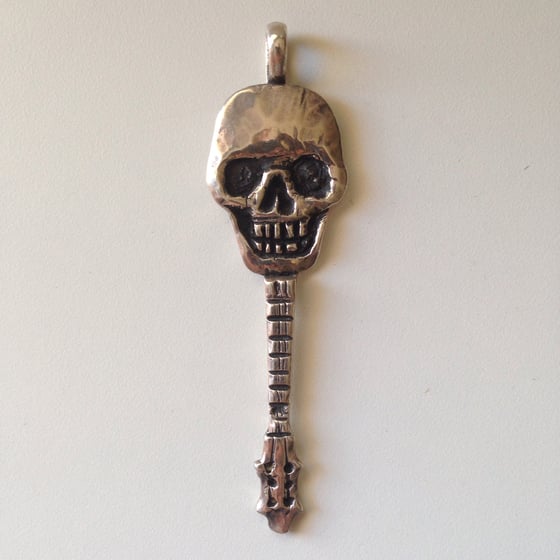 Image of The Skull Guitar pendant