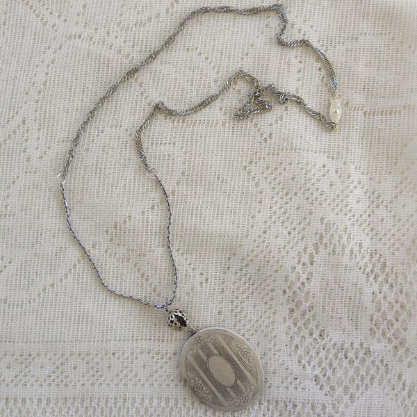 Image of antique filigree bead and locket - was $65