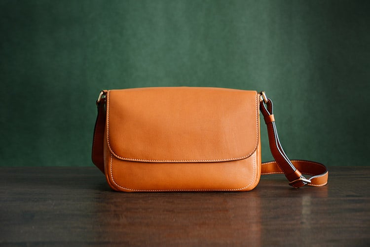 Italian Leather Handbags  Mancini Leather
