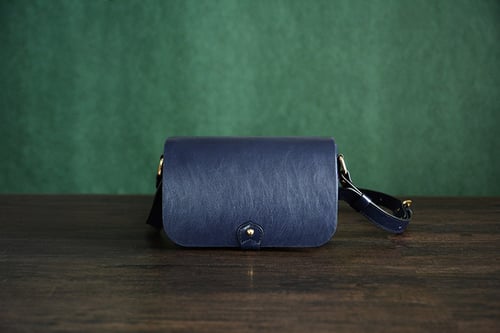 Image of Custom Handmade Italian Vegetable Tanned Leather Satchel Bag Crossbody Shoulder Bag D041