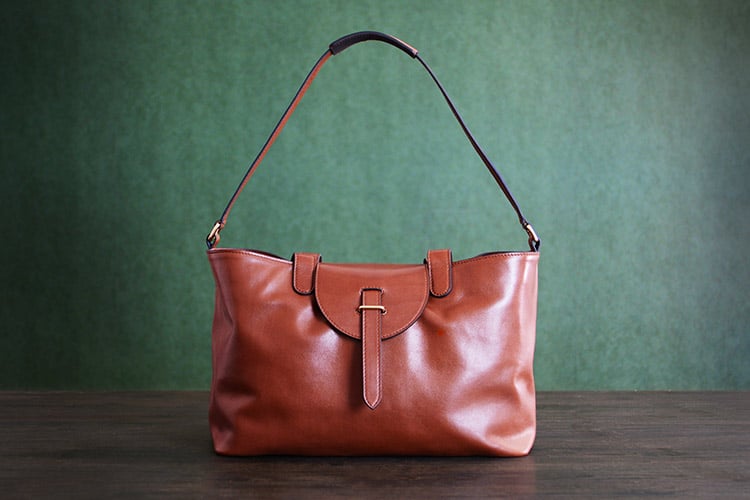 custom leather tote bags