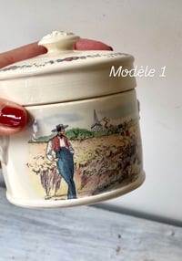 Image 9 of Anciens pots à terrine 