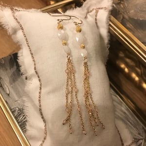 Image of BOUCLES D'OREILLES LILAS