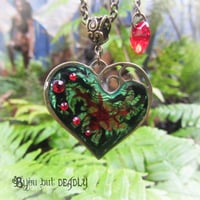 Image 4 of Poison Ivy Lazy Heart Bronze Pendant