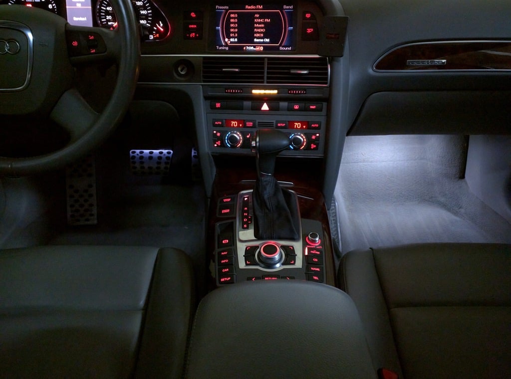 Image of Complete Interior LED Kit [Crisp White / Error Free] fits: Audi Q7 [05-present]