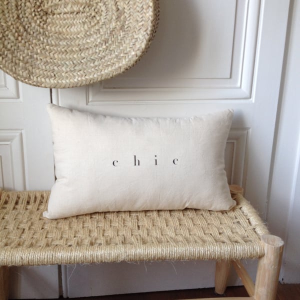 Image of coussin écru chic long