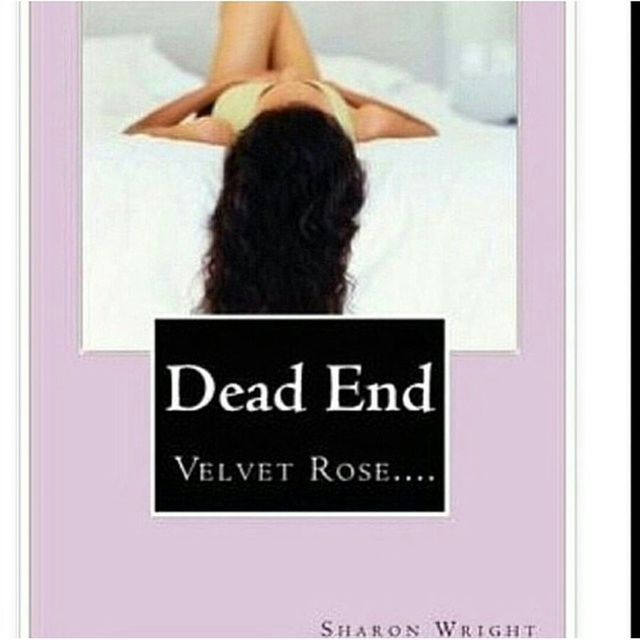 Image of The novel DEAD END by Sharon Wright 