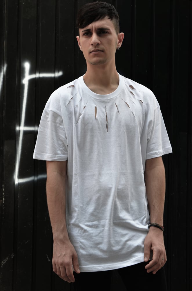 Image of NECK CUT TEE