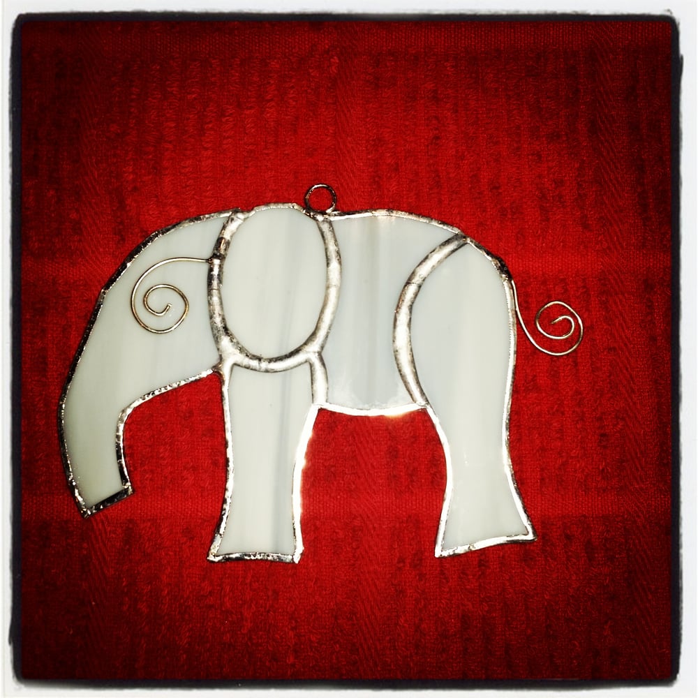 Image of Elephant - stained glass