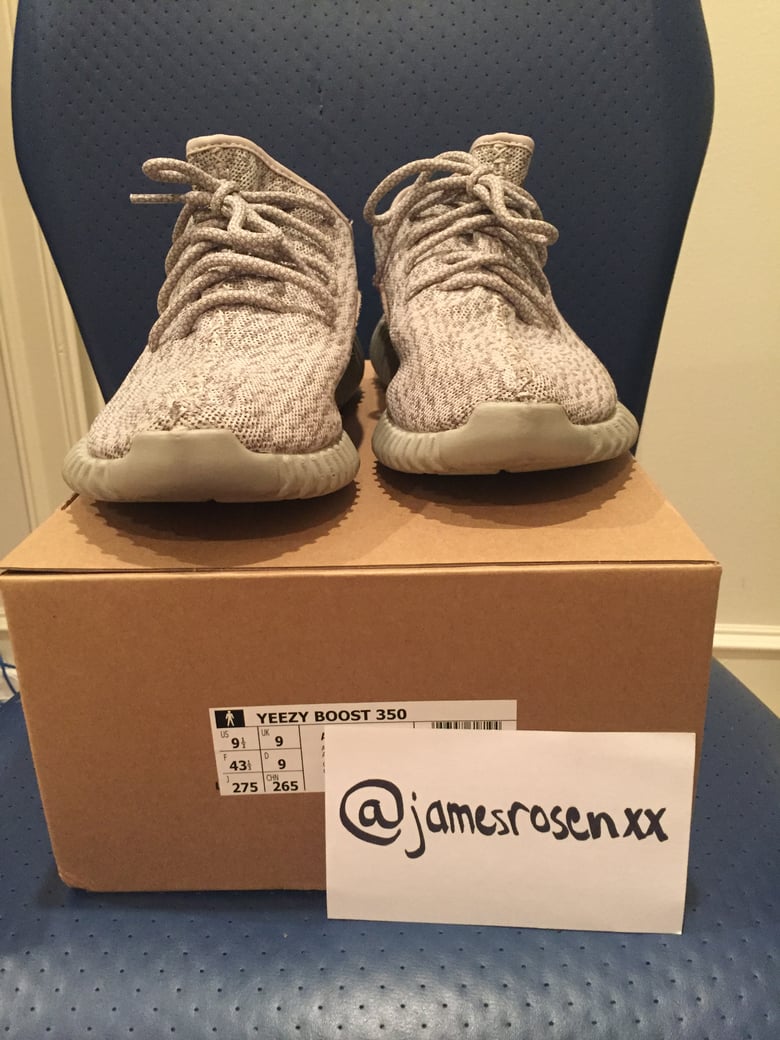 Image of Yeezy "Moonrock" Size 9.5