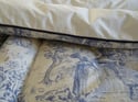 Stunning Delft Blue Toile De Jouy Eiderdown