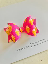 pink ice cream bow 