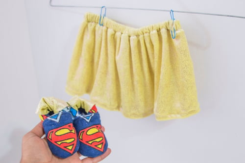 Image of baby cosPLAY - superman with cape